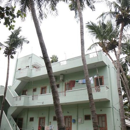 Shankara Guest House Tiruvannāmalai Buitenkant foto